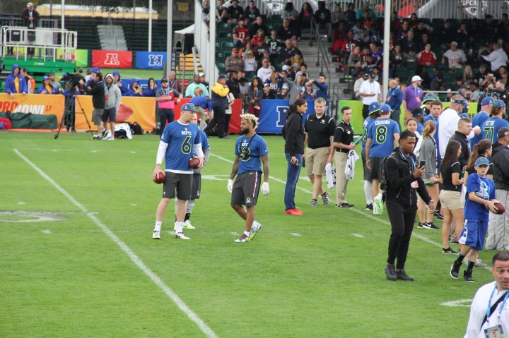 All Stat Playerの練習風景。真ん中の選手は、今回も人気のOdell Beckham Jr. 