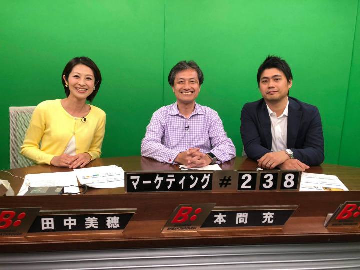 33489052_2042012652506807_8210250394882801664_n